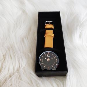 Brand new monthly watch club watch